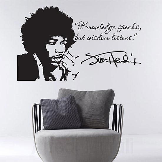 Tattoo da muro Jimi Hendrix volto e frase nero