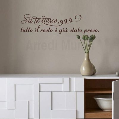 Adesivi da muro frase citazione Oscar Wilde marrone