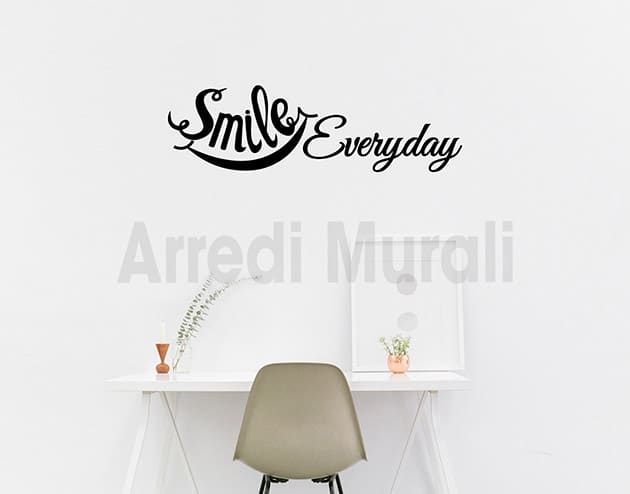 Adesivi murali frase smile everyday decorazioni