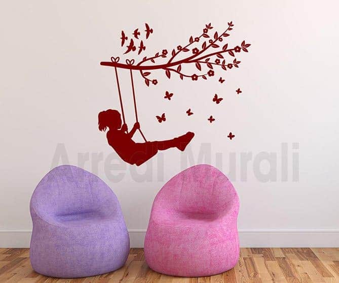 adesivi-murali-bambina-sull'altalena