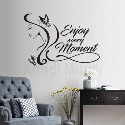 adesivi murali frasi donna disegno adesivo volto di donna con scritte murali adesive