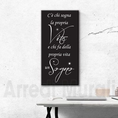 qudro moderno verticale con frase sulla vita