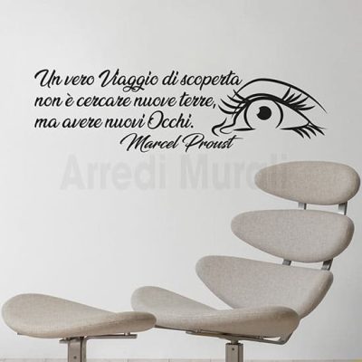 adesivi murali aforisma proust con disegno di un occhio e una sua citazione famosa