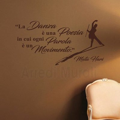 Scritte adesive con citazione sulla danza