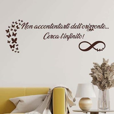 Scritte adesive da muro