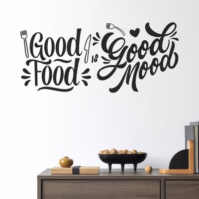 Stickers murali con frase “Good Food is Good Mood” perfetti per la cucina.