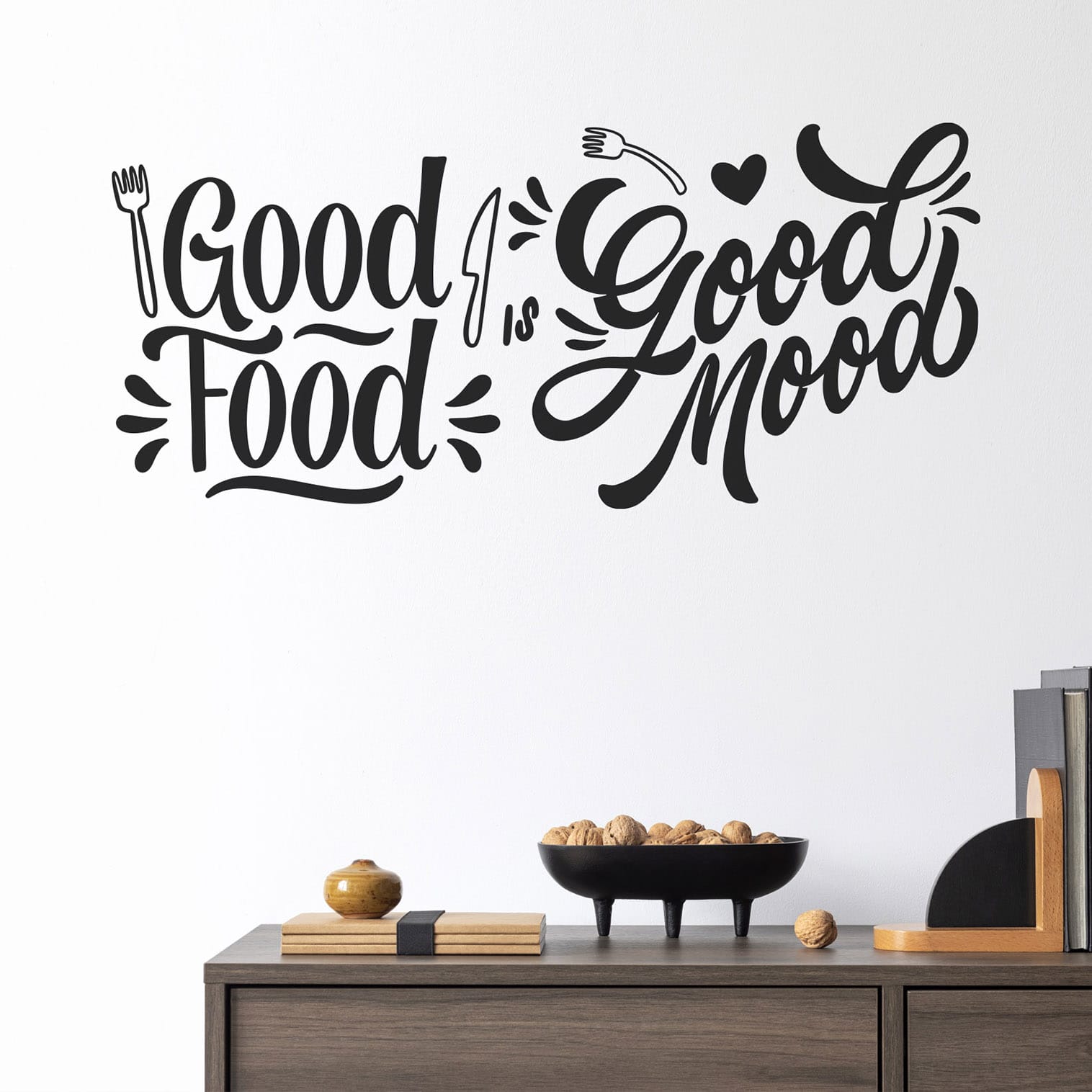 Stickers murali con frase “Good Food is Good Mood” perfetti per la cucina.
