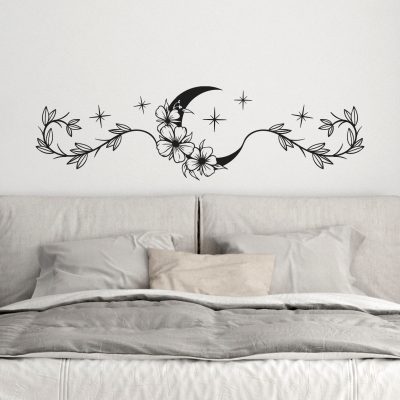 Decorazioni muro camera da letto con adesivi adesivi floreali e luna in vinile nero, ideali per arredare sopra il letto.