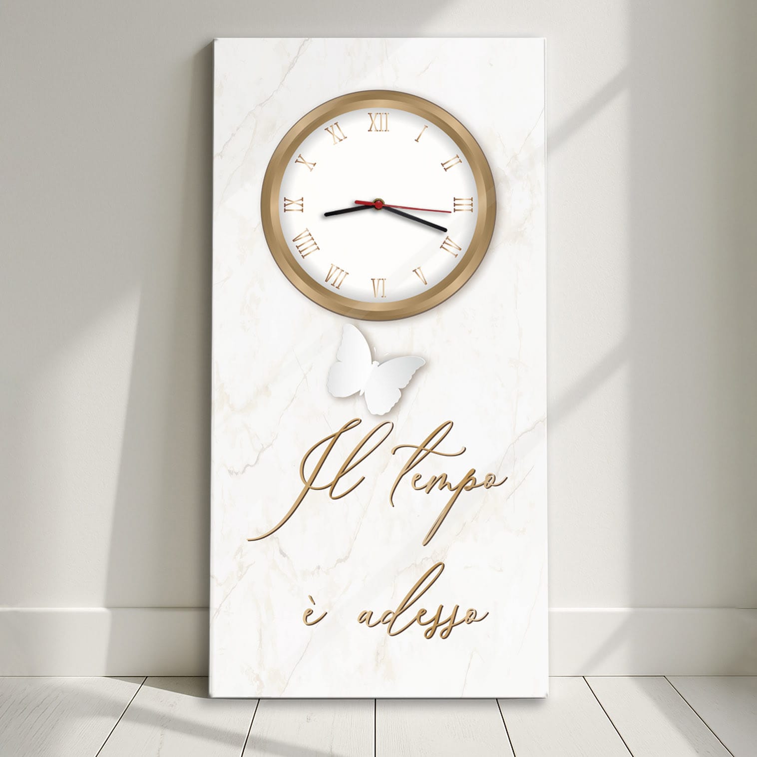 Orologio da parete moderno arredo con scritta “Il tempo è adesso” su tela elegante.