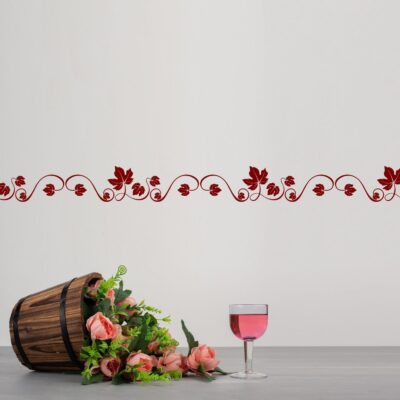 Greche decorative adesivi per cucina in stile classico con design bordeaux e decorazione floreale per ambienti rustici.